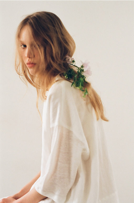 mochi 2026 spring summer soft natural fabric top portrait