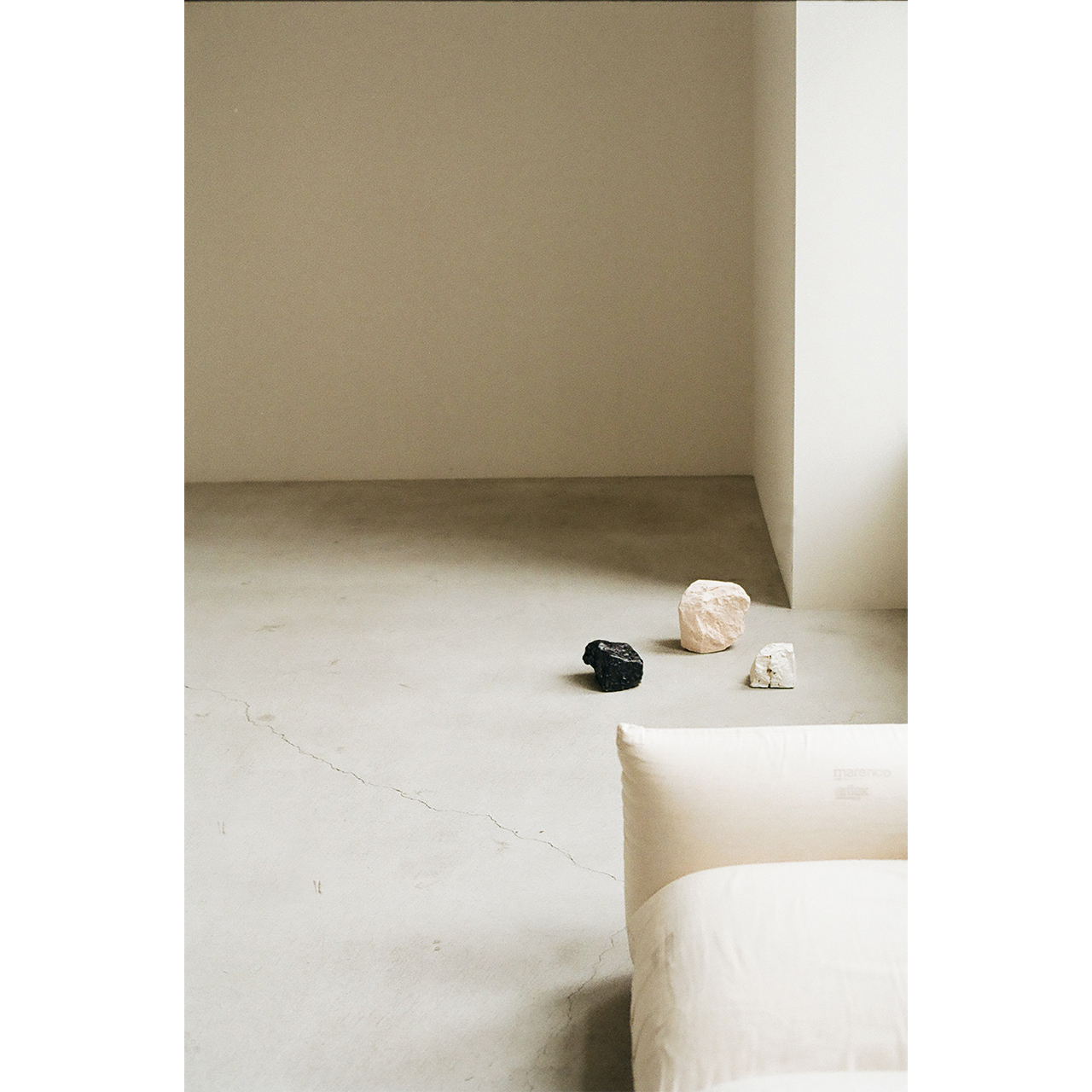 Minimal interior still life from the Mochi 2026 Autumn Winter image look.